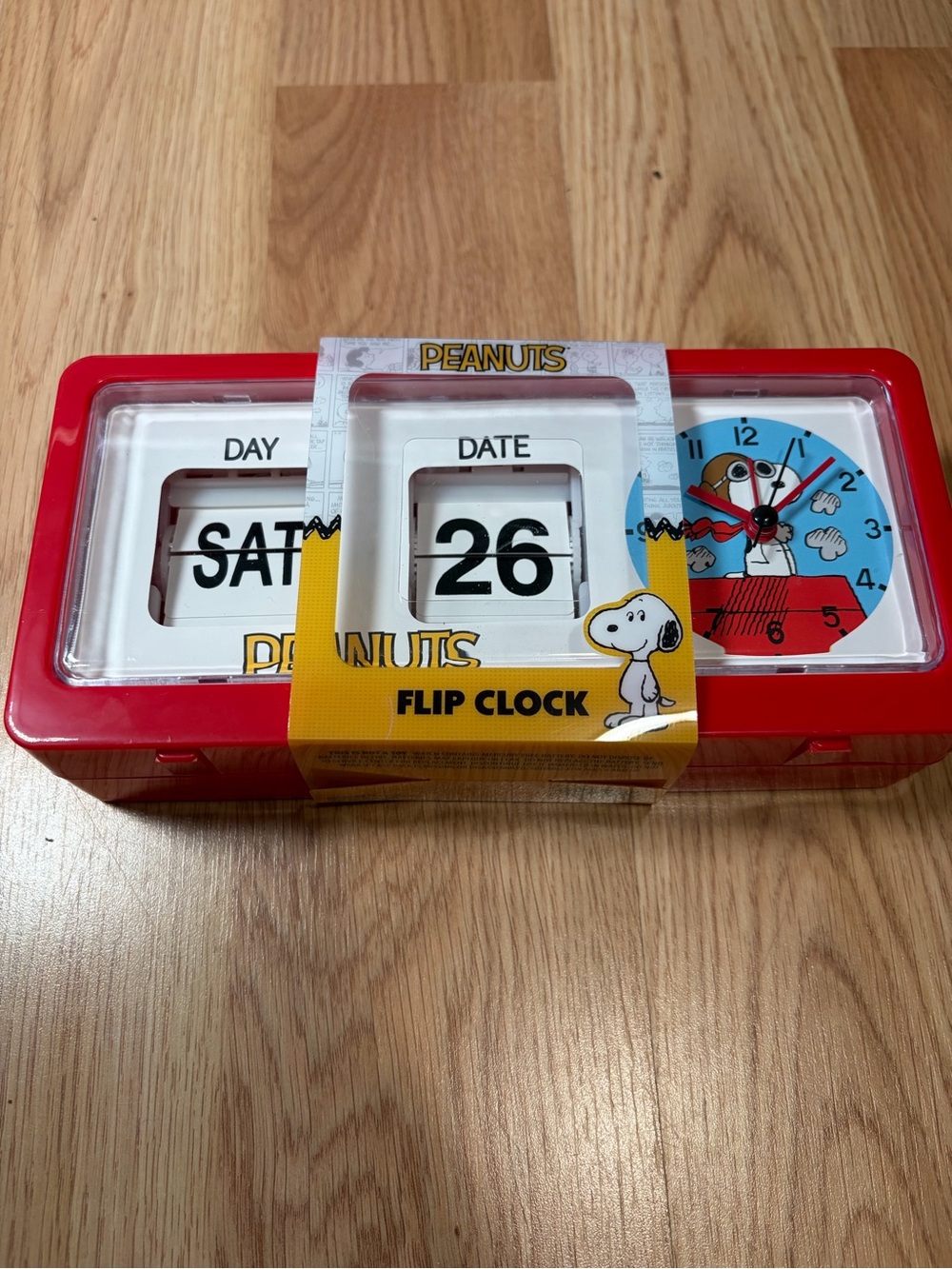 Peanuts Snoopy Retro Flip Clock New